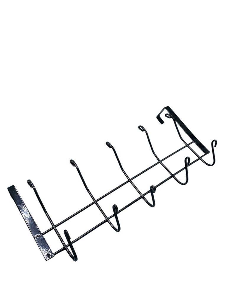 علاقة معاطف سوداء بخمسة رؤوس